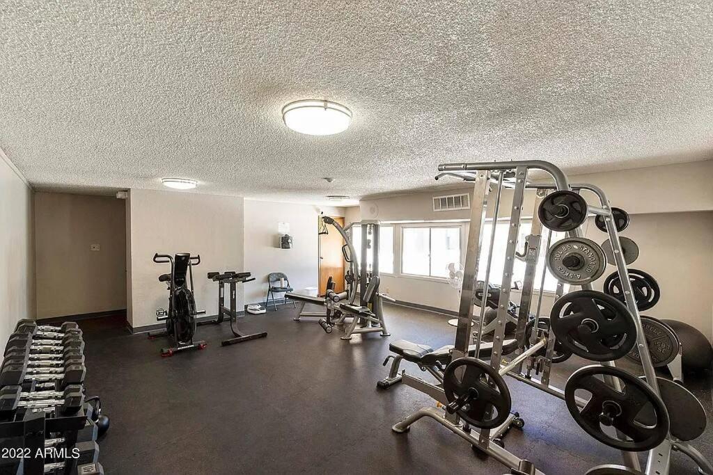 Lux Resort Condo 스코 츠 데일 외부 사진